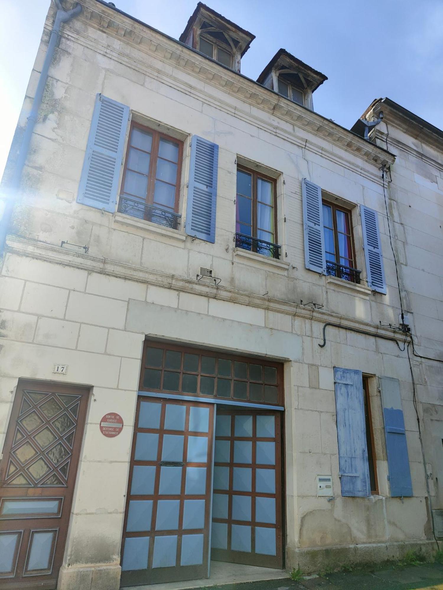 Bed and Breakfast La Taniere Des Tanneries Tonnerre Esterno foto